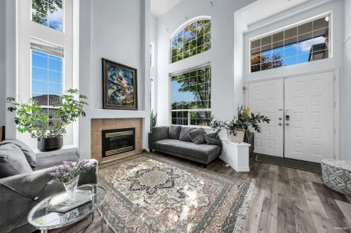 1601 Pinetree Way, Coquitlam, BC 