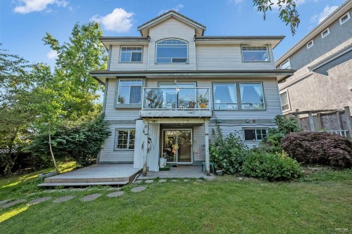 1601 Pinetree Way, Coquitlam, BC 