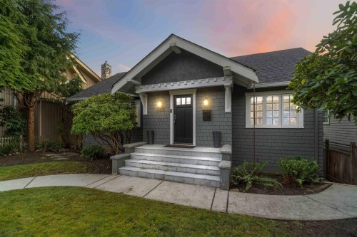 3322 38Th Avenue W, Vancouver, BC 