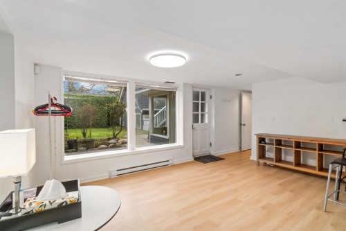 3322 38Th Avenue W, Vancouver, BC 