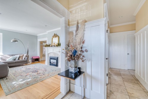 1987 37Th Avenue W, Vancouver, BC 