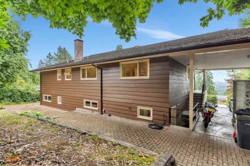 3088 Lazy A Street, Coquitlam, BC 