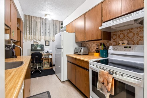 504 Cardiff Way, Port Moody, BC 