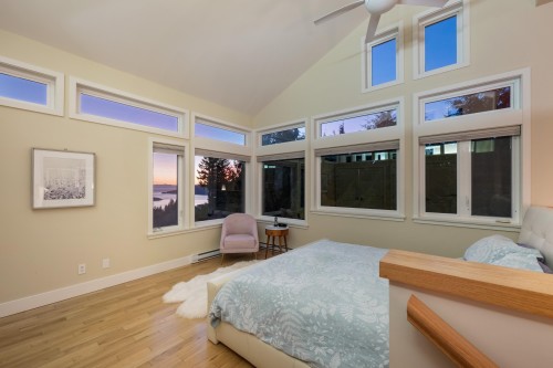 4721 Woodside Place, West Vancouver, BC 