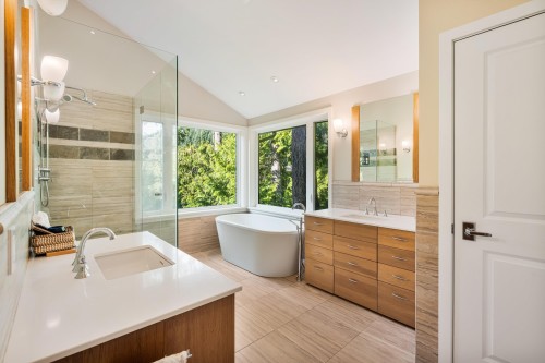 4721 Woodside Place, West Vancouver, BC 