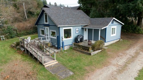 5012 Geer Road, Sechelt, BC 
