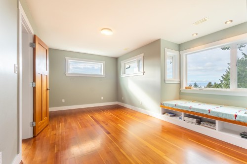 5012 Geer Road, Sechelt, BC 