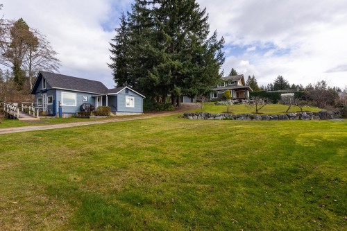 5012 Geer Road, Sechelt, BC 