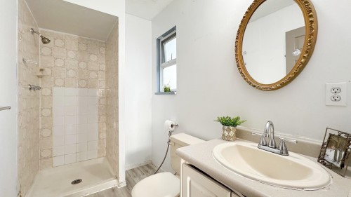 1169 Lansdowne Drive, Coquitlam, BC 