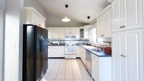 1169 Lansdowne Drive, Coquitlam, BC 