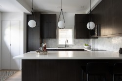 723 Union Street  Vancouver, BC V6A 2C3