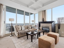 4302-1408 Strathmore Mews  Vancouver, BC V6Z 3A9