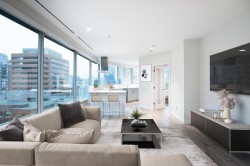 814-1177 Hornby Street  Vancouver, BC V6Z 2E9