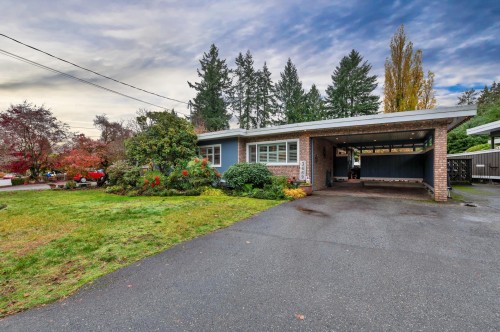 3669 Edgemont Boulevard, North Vancouver, BC 