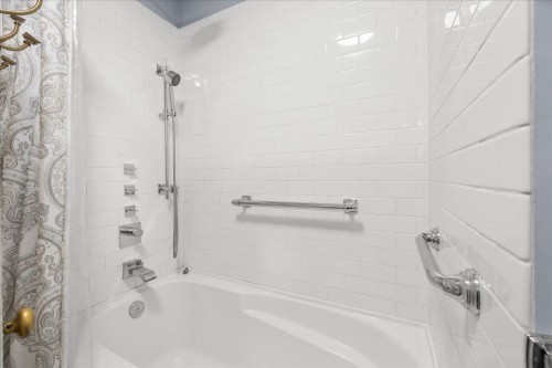 3440 26Th Avenue W, Vancouver, BC 