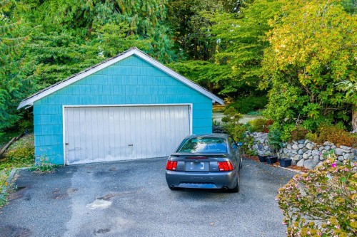 8061 Mcgregor Avenue, Burnaby, BC 