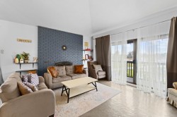 304-720 Eighth Avenue Avenue  New Westminster, BC V3M 2R3