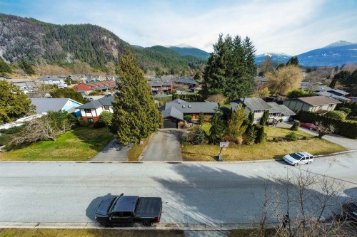 1518 Eagle Run Drive, Squamish, BC 