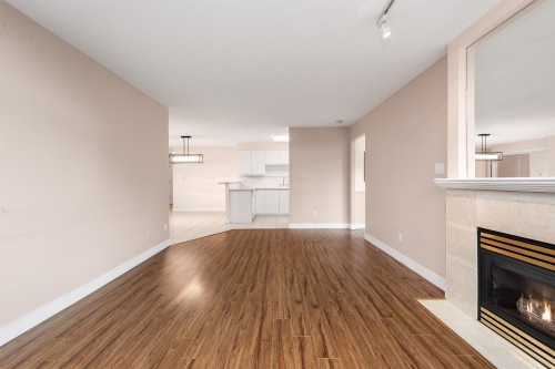 306-6622 Southoaks Crescent, Burnaby, BC 