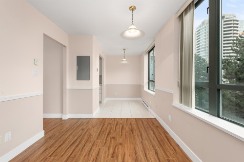 306-6622 Southoaks Crescent, Burnaby, BC 