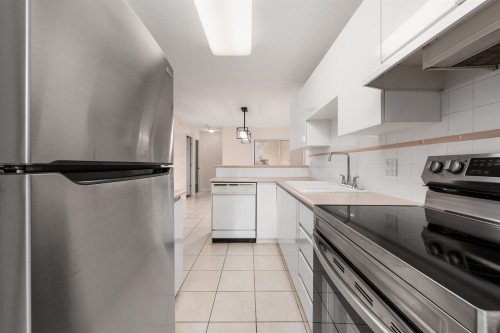 306-6622 Southoaks Crescent, Burnaby, BC 