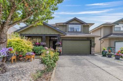 11728 Creekside Street  Maple Ridge, BC V4R 2V4
