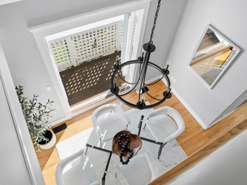 280 5Th Street E, North Vancouver, BC 