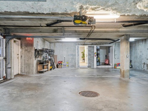 280 5Th Street E, North Vancouver, BC 