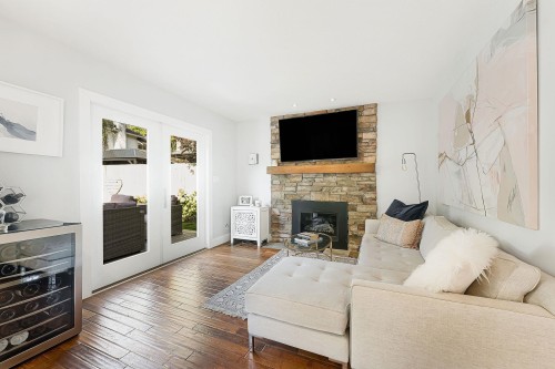 3968 Frames Place, North Vancouver, BC 