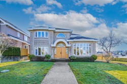 2288 20th Avenue W Vancouver, BC V6L 1G3