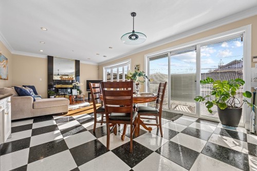 2288 20Th Avenue W, Vancouver, BC 