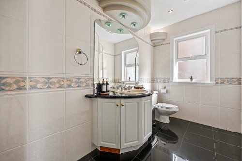 2288 20Th Avenue W, Vancouver, BC 