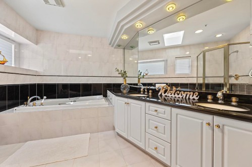 2288 20Th Avenue W, Vancouver, BC 