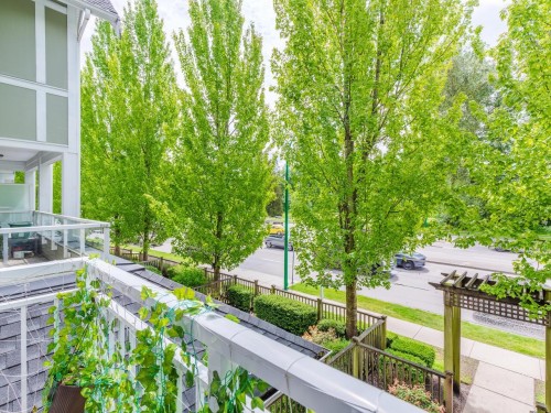 42-6965 Hastings Street, Burnaby, BC 