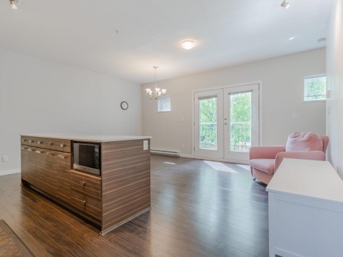 42-6965 Hastings Street, Burnaby, BC 