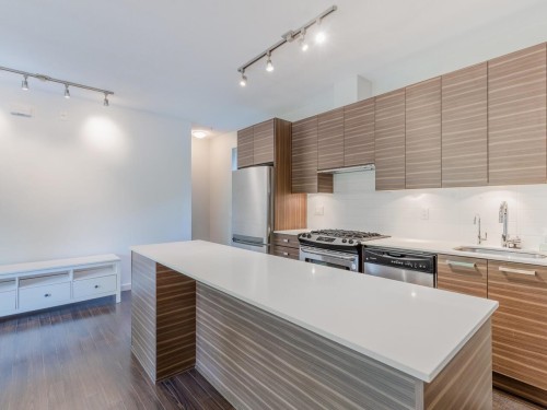 42-6965 Hastings Street, Burnaby, BC 