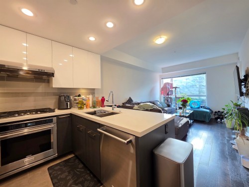 122-5311 Cedarbridge Way  Richmond, BC V6X 0M3