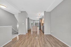 7-5881 Irmin Street  Burnaby, BC V5J 0C5