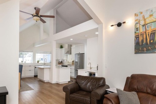 6251 Jasper Road, Sechelt, BC 