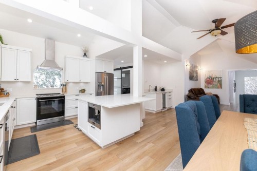 6251 Jasper Road, Sechelt, BC 