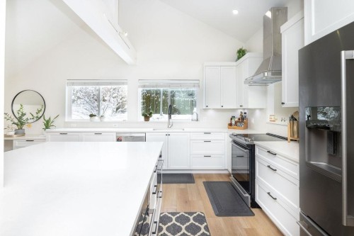 6251 Jasper Road, Sechelt, BC 