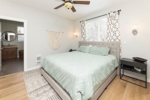 6251 Jasper Road, Sechelt, BC 