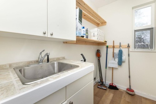 6251 Jasper Road, Sechelt, BC 