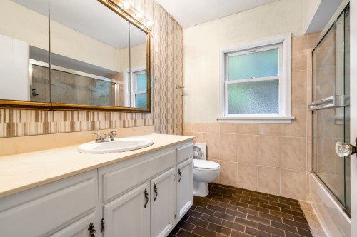 1441 49Th Avenue W, Vancouver, BC 