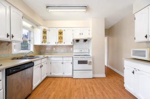 1441 49Th Avenue W, Vancouver, BC 