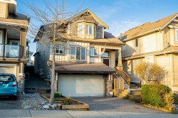 23641 112a Avenue  Maple Ridge, BC V2W 0C8