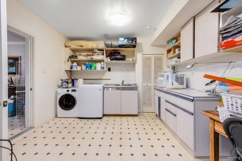 749 Carleton Drive, Port Moody, BC 