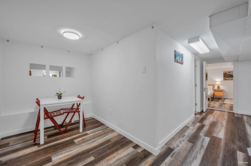 3174 10Th Avenue W, Vancouver, BC 