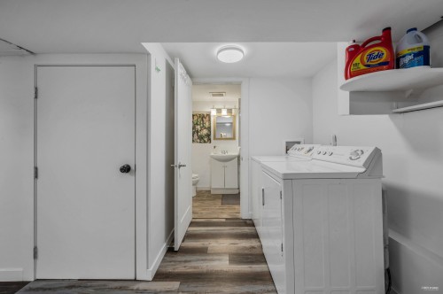 3174 10Th Avenue W, Vancouver, BC 