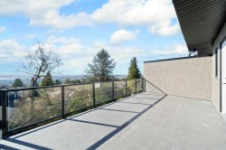 3-4558 Portland Street  Burnaby, BC V5J 2N9